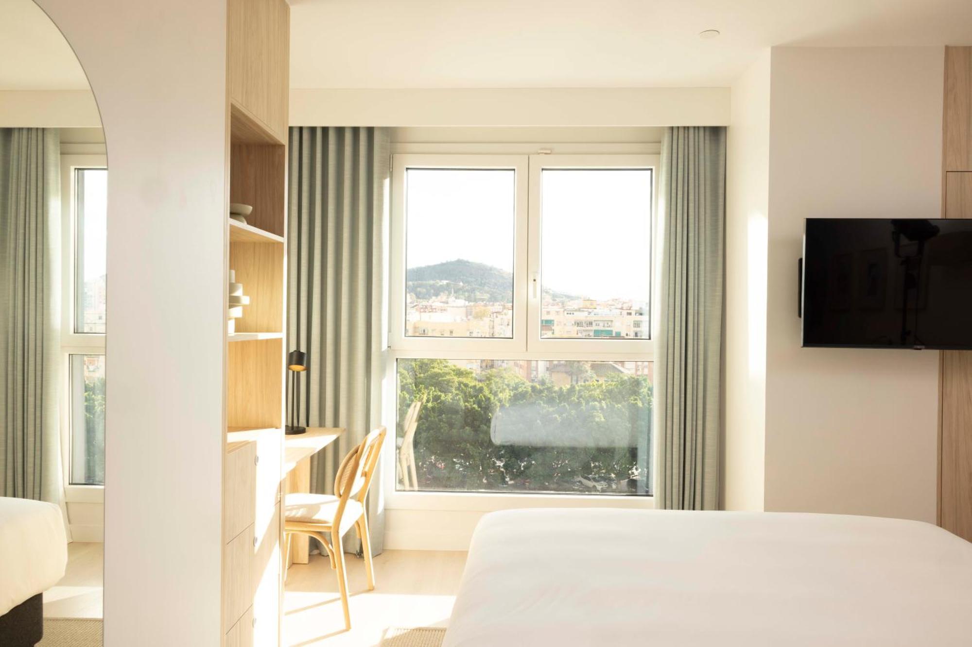 Staybridge Suites & Apartments Malaga By Ihg エクステリア 写真