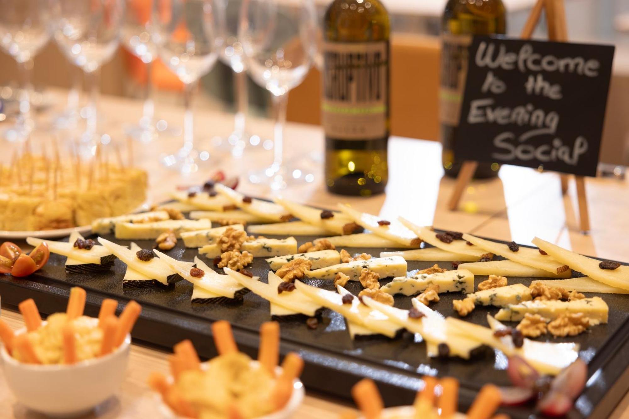 Staybridge Suites & Apartments Malaga By Ihg エクステリア 写真